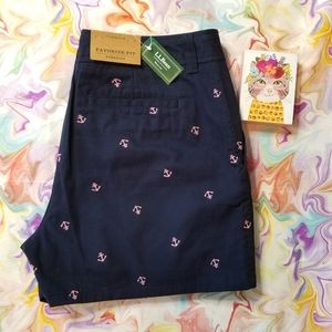 SALE L.L. Bean Favorite Fit NWT Anchor Shorts